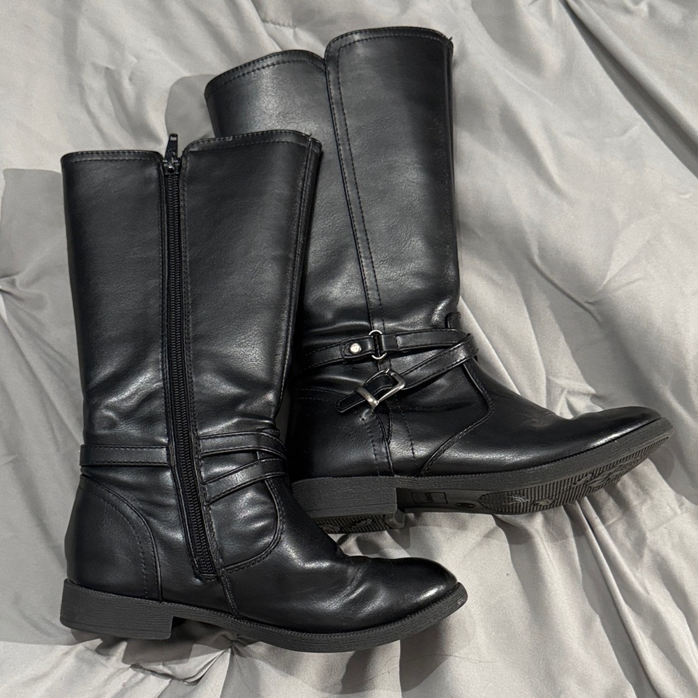 Kelly & Katie Black Kids Boots with Buckle Detail